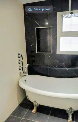 ريهان باكستاني معلم الصحي